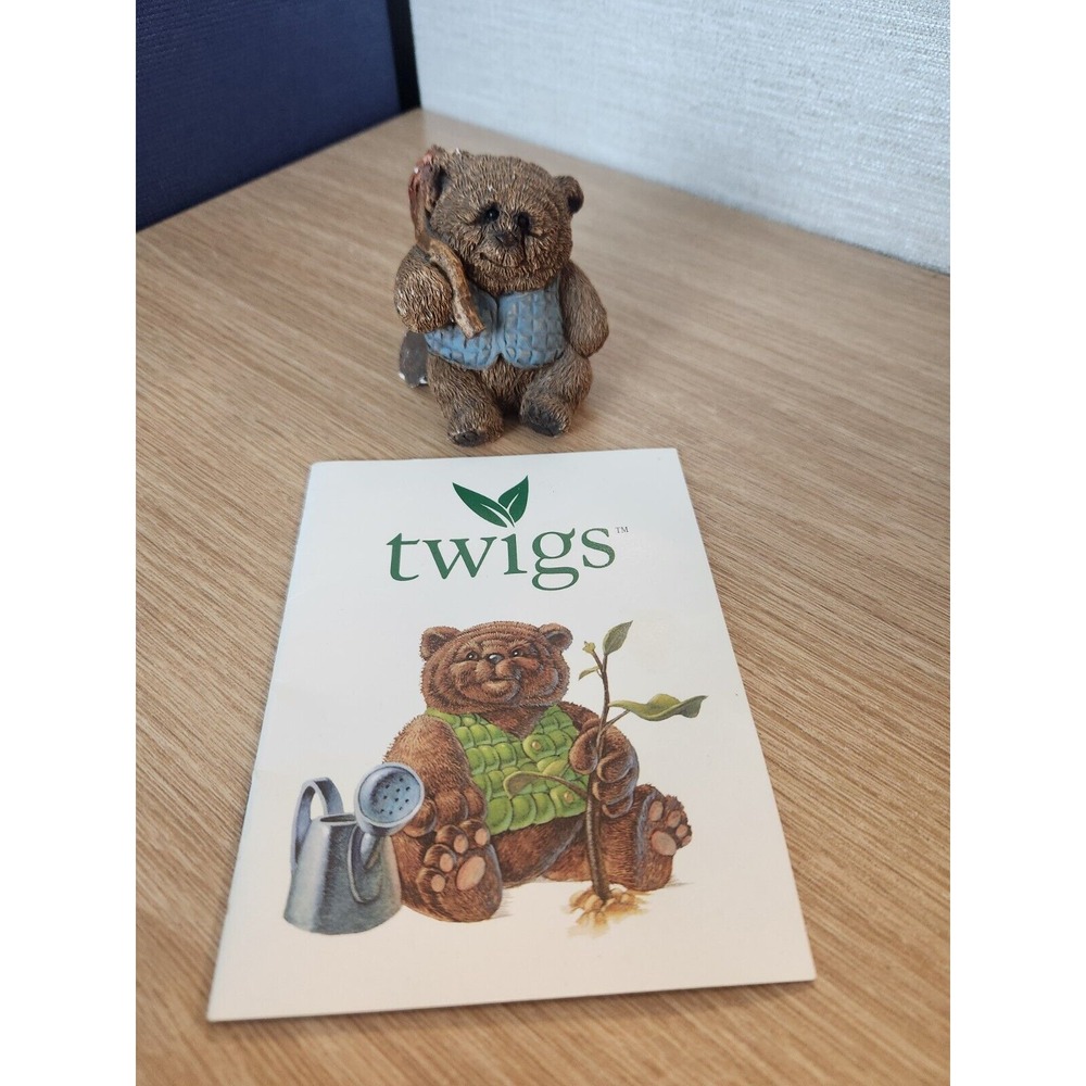 Stone Critters - Twigs bear Tree Bear 1992 Small‎ With Booklet Small Repair